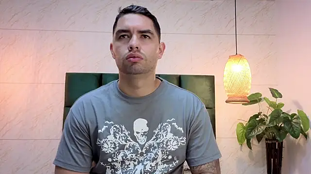 matteosantos online show from October 21, 2025, 11:55 am