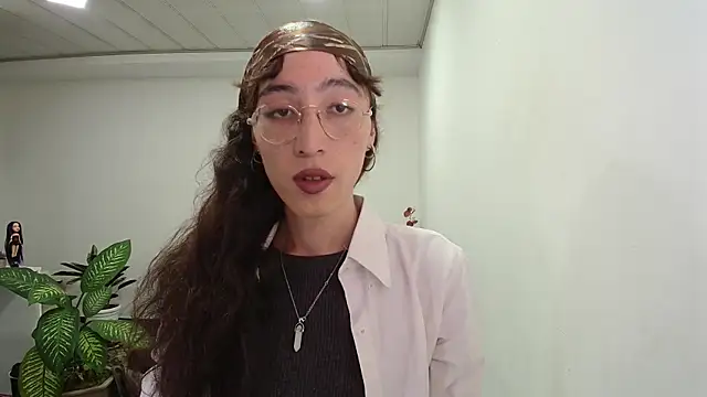 NicoleCortez online show from March 22, 2025, 3:20 am