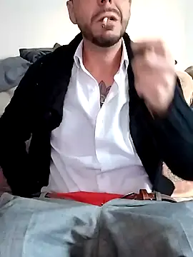 Snapshot of LoGaNfree88 chatting on January 1, 2025, 8:24 am LoGaNfree88 online show from January 1, 2025, 8:24 am