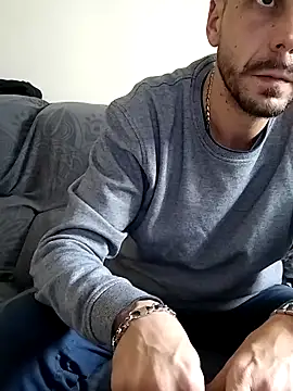 Snapshot of LoGaNfree88 chatting on February 18, 2025, 10:05 am LoGaNfree88 online show from February 18, 2025, 10:05 am