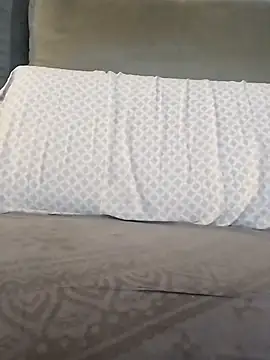 LoGaNfree88 online show from February 4, 2026, 11:31 pm