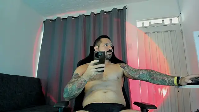 Pierre Vidal online show from November 8, 2025, 3:01 pm