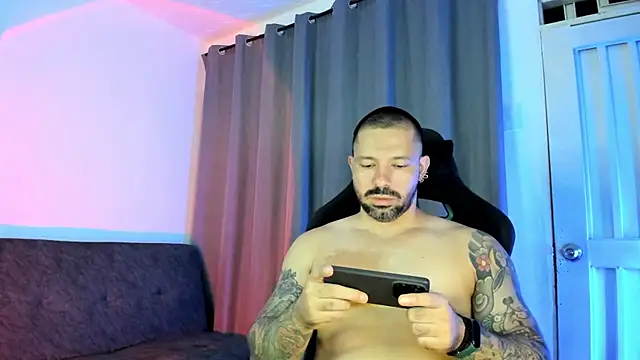 Snapshot of Pierre_Vidal chatting on July 16, 2026, 1:55 am Pierre Vidal online show from July 16, 2026, 1:55 am