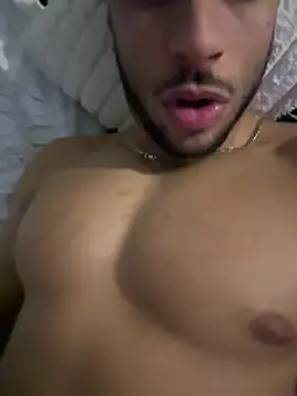 Snapshot of pimentfort77 chatting on December 23, 2024, 11:17 pm pimentfort77 online show from December 23, 2024, 11:17 pm