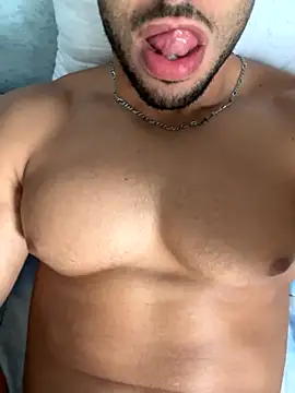 Snapshot of pimentfort77 chatting on September 14, 2025, 10:47 am pimentfort77 online show from September 14, 2025, 10:47 am