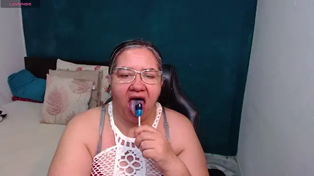 scaelettdubois online show from May 23, 2026, 12:16 am