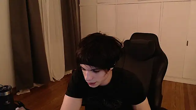 SasukeUhchiaa online show from January 13, 2026, 3:01 am