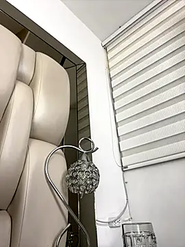 ALISSON FOXXX1 online show from October 29, 2025, 10:55 pm