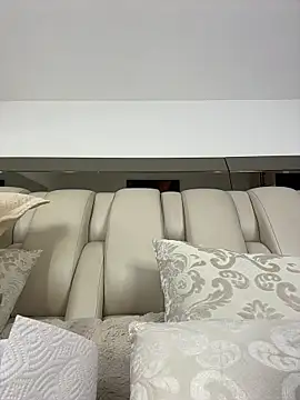 ALISSON FOXXX1 online show from April 14, 2026, 10:49 pm