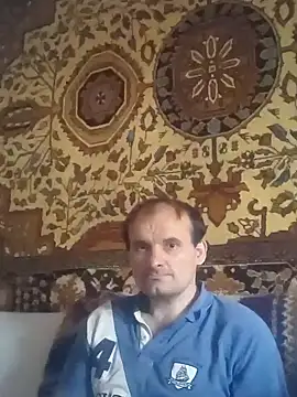 185322 online show from October 12, 2025, 11:42 am