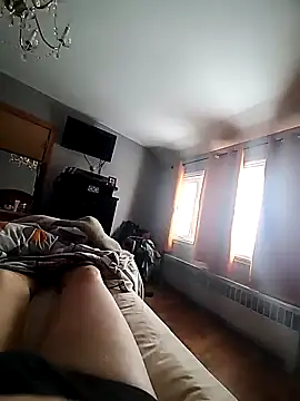 Snapshot of rem4001@xh chatting on February 7, 2025, 1:32 pm rem4001xh online show from February 7, 2025, 1:32 pm