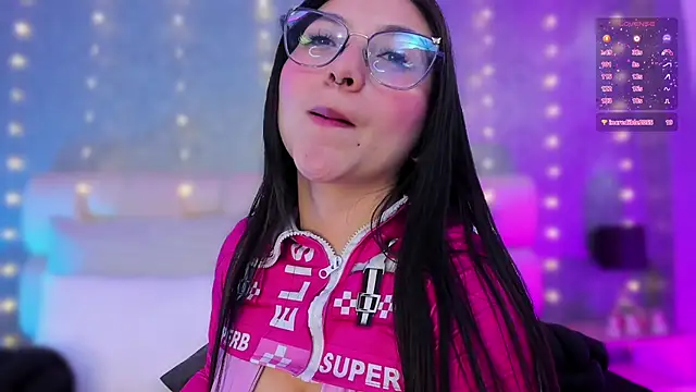 lucy neil online show from January 7, 2025, 10:08 pm