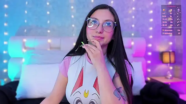 lucy neil online show from January 9, 2025, 10:09 pm