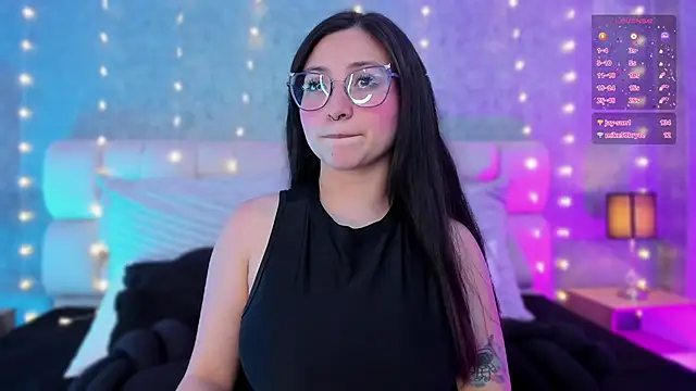 lucy neil online show from January 16, 2025, 10:12 pm