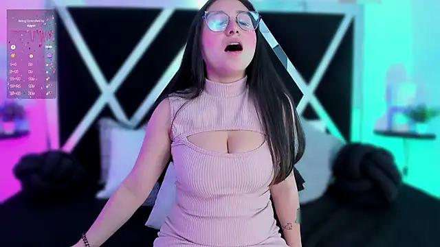 lucy neil online show from February 13, 2025, 7:10 pm