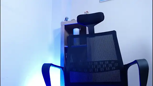 cowboyht online show from February 25, 2026, 3:05 am