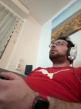 Italo1988 online show from January 11, 2025, 1:27 am