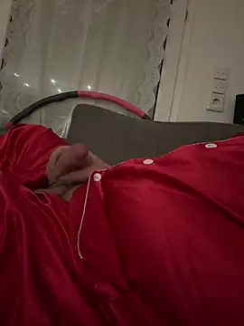 Italo1988 online show from February 6, 2025, 10:10 pm