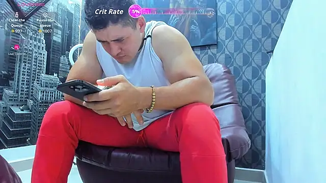 Leonsmoron online show from December 13, 2025, 9:42 pm