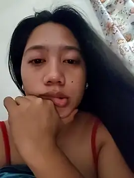 LOVENAYRA1 online show from March 27, 2026, 4:29 am