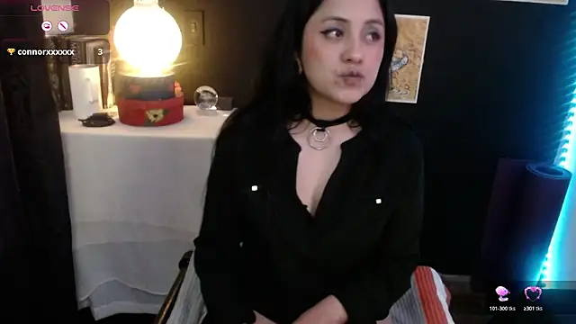 AbsentaVert online show from November 7, 2025, 12:10 am