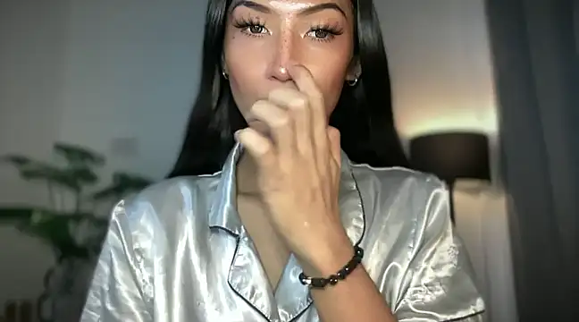 Snapshot of Bella_Gordon chatting on February 23, 2025, 8:49 am Bella Gordon online show from February 23, 2025, 8:49 am