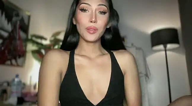 Snapshot of Bella_Gordon chatting on March 18, 2025, 7:41 am Bella Gordon online show from March 18, 2025, 7:41 am