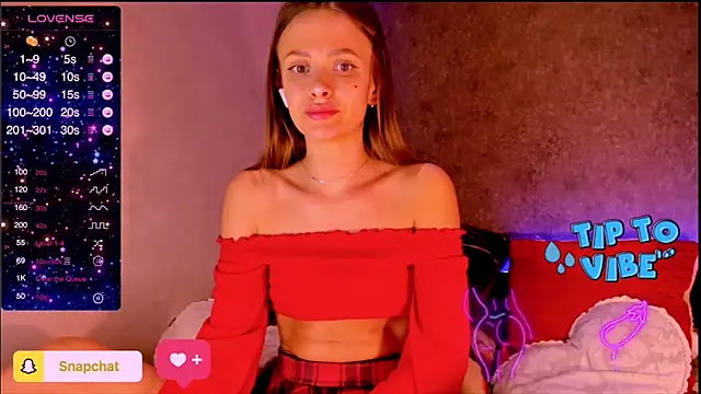 Snapshot of madina_taher chatting on January 30, 2025, 1:33 am madina taher online show from January 30, 2025, 1:33 am