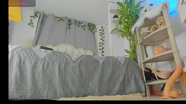 khalyn jenner online show from October 5, 2025, 11:13 pm