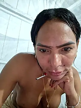 Doll Loren online show from January 8, 2026, 12:24 am