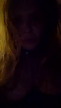 hollyg221 online show from May 24, 2026, 9:36 am