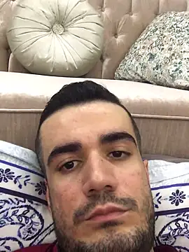 boyygirlls online show from December 26, 2024, 9:04 pm