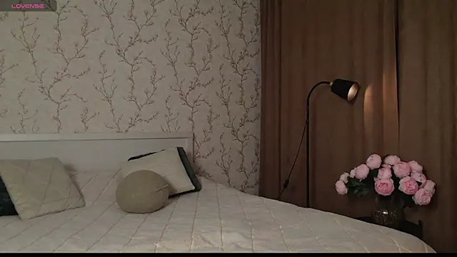 ly lydia online show from December 5, 2025, 3:15 am