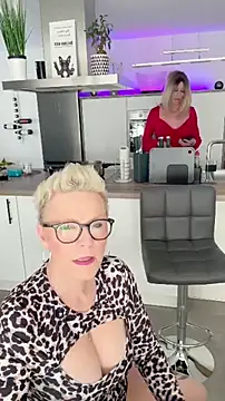 German Milf online show from March 22, 2025, 2:03 pm