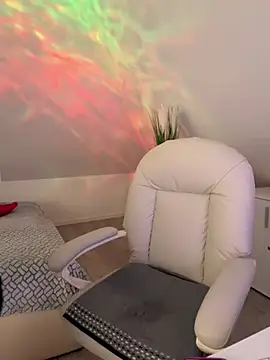 German Milf online show from February 16, 2026, 1:29 pm