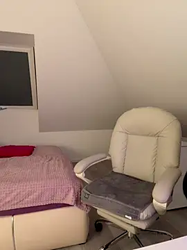Snapshot of German_Milf chatting on March 4, 2026, 2:23 pm German Milf online show from March 4, 2026, 2:23 pm