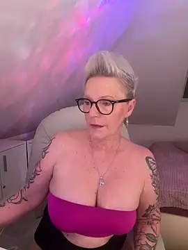 Snapshot of German_Milf chatting on April 20, 2026, 12:30 pm German Milf online show from April 20, 2026, 12:30 pm