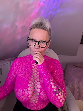 Snapshot of German_Milf chatting on April 21, 2026, 12:55 pm German Milf online show from April 21, 2026, 12:55 pm