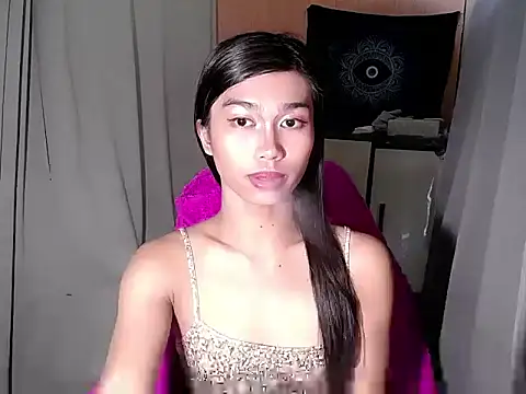 ToKeNa online show from October 23, 2025, 6:02 am