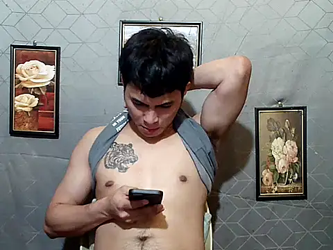 Snapshot of asianpatt69 chatting on February 13, 2026, 9:49 am asianpatt69 online show from February 13, 2026, 9:49 am