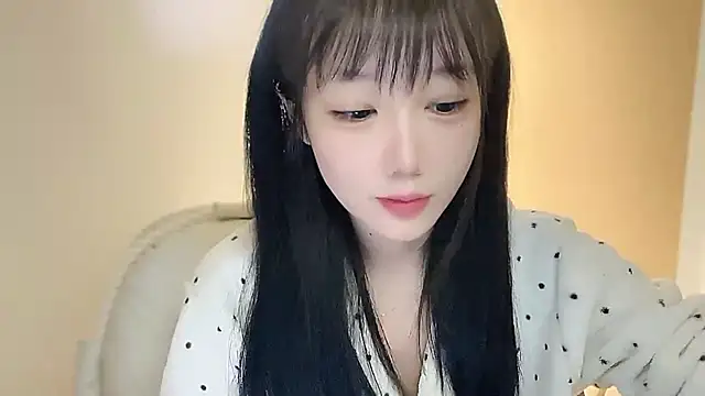 Snapshot of Villagechief chatting on October 28, 2025, 11:29 pm Villagechief online show from October 28, 2025, 11:29 pm