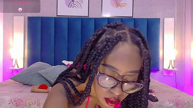 MiaMidnnightt online show from October 7, 2025, 12:24 pm