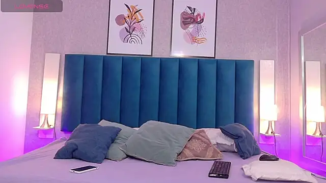 MiaMidnnightt online show from October 24, 2025, 12:34 pm