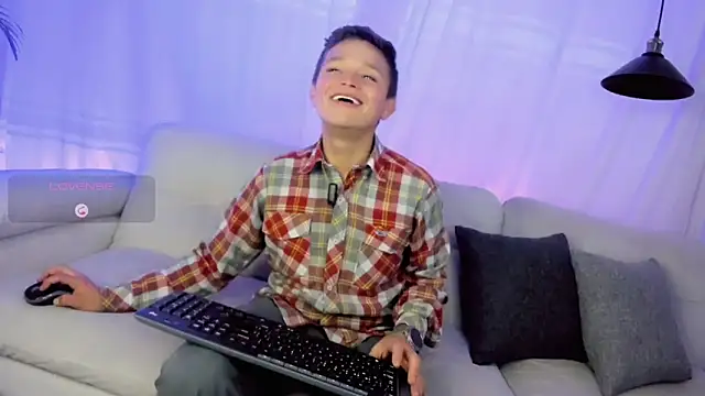 Snapshot of Tim_wolf chatting on February 10, 2026, 9:19 pm Tim wolf online show from February 10, 2026, 9:19 pm