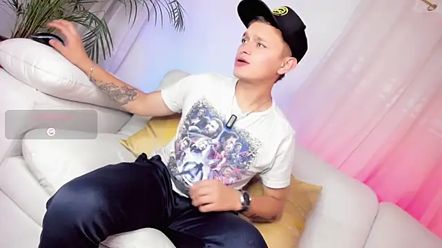 Snapshot of Tim_wolf chatting on March 4, 2026, 10:05 pm Tim wolf online show from March 4, 2026, 10:05 pm