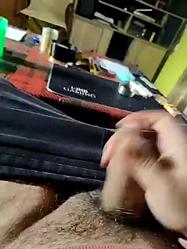 Snapshot of NickTheGreek99 chatting on January 10, 2025, 8:29 am NickTheGreek99 online show from January 10, 2025, 8:29 am