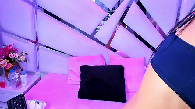 Snapshot of kylie_seex chatting on February 6, 2026, 3:00 am kylie seex online show from February 6, 2026, 3:00 am