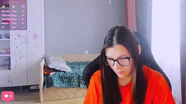 MollyLollipop online show from February 24, 2026, 5:49 am