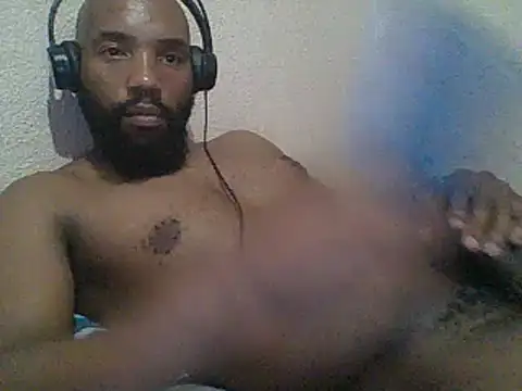 Snapshot of KAYBEEDEFREAK chatting on January 7, 2025, 8:21 pm KAYBEEDEFREAK online show from January 7, 2025, 8:21 pm