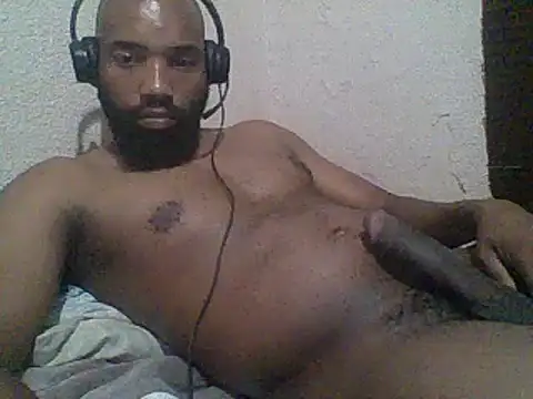 Snapshot of KAYBEEDEFREAK chatting on January 9, 2025, 8:44 pm KAYBEEDEFREAK online show from January 9, 2025, 8:44 pm